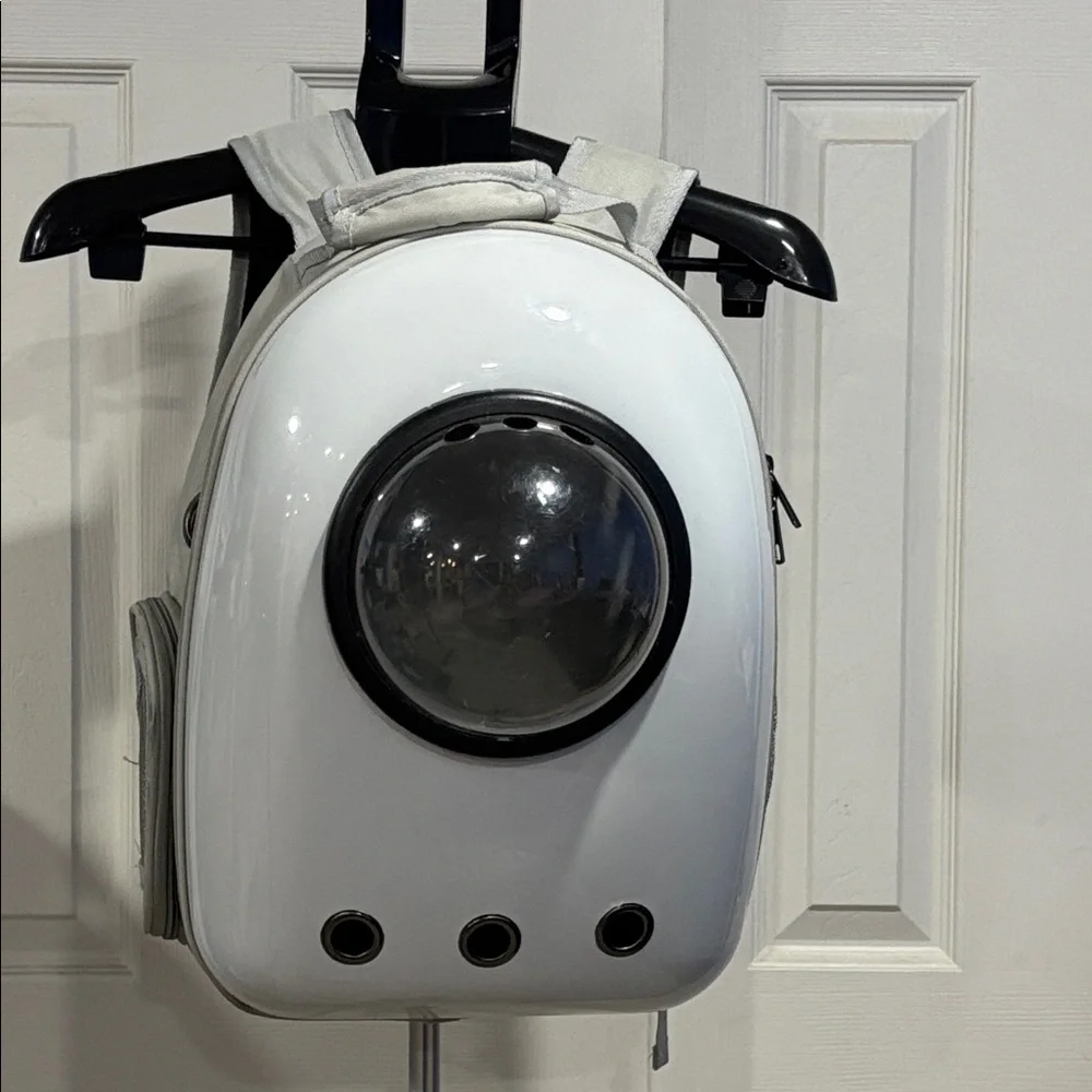 White Pet Carrier Backpack - Picture 1 of 11